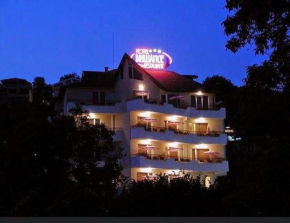Brilliance Family Hotel